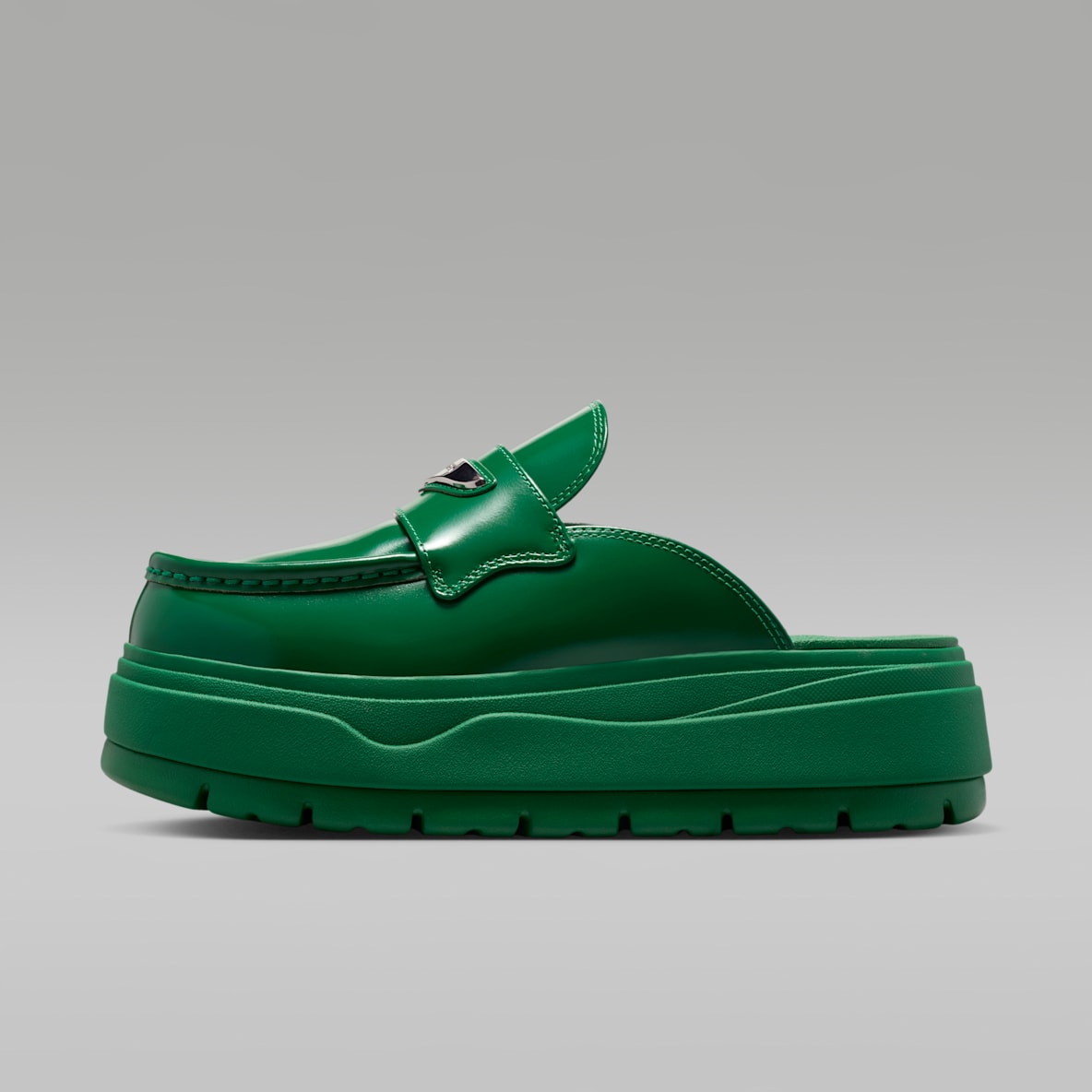 ナイキエアジョーダンミュール NIKE公式】エア ジョーダン ミュール ゴルフシューズ.オンラインストア